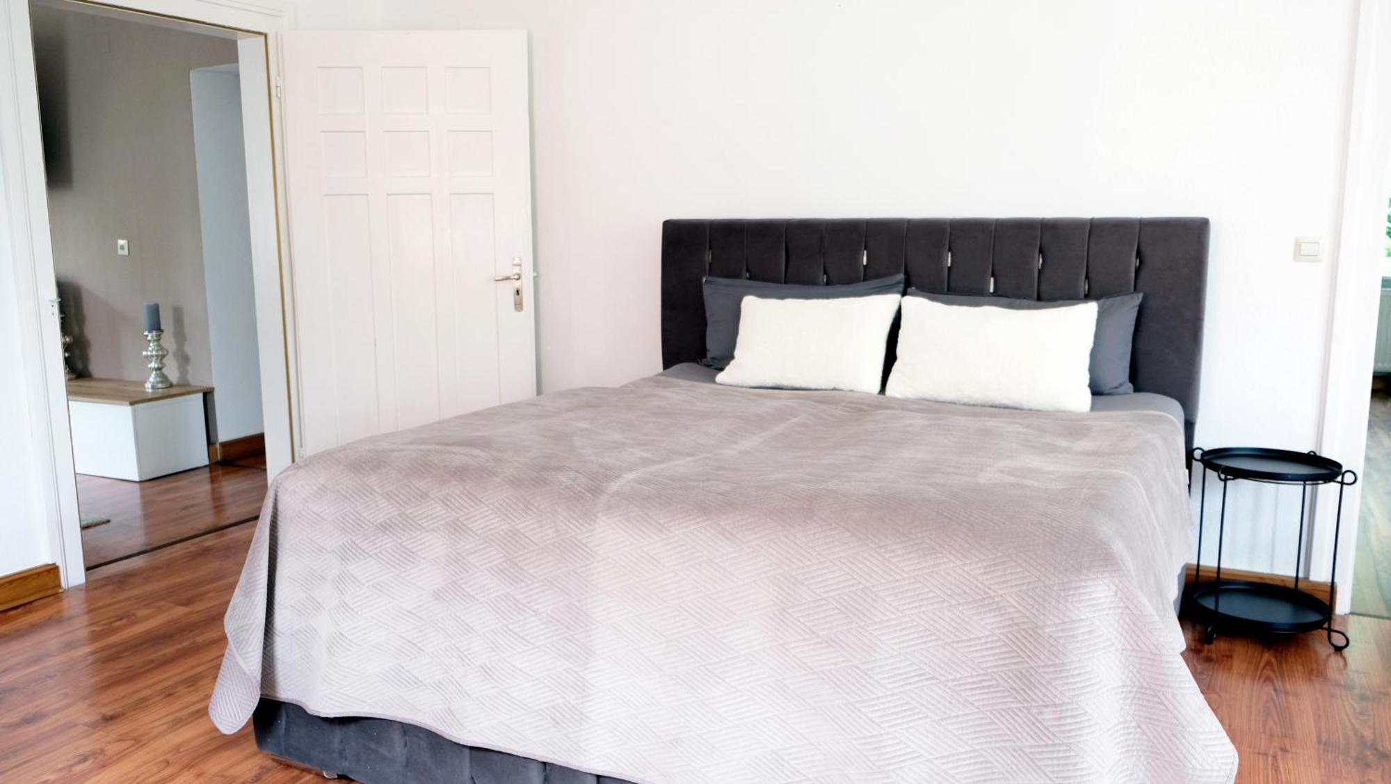 Casa Luxe - 110Qm - Stadtmitte - Familienfreundlich - Parkplatz - 5Km Zum Legoland Günzburg Dış mekan fotoğraf